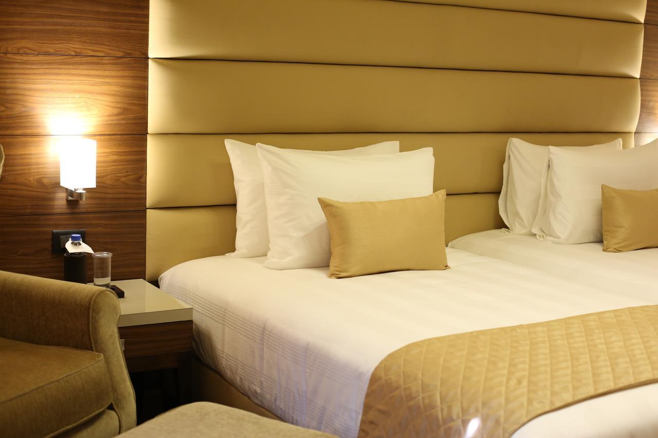 Udman Hotels And Resorts By Ferns N Petals Neu-Delhi Exterior foto
