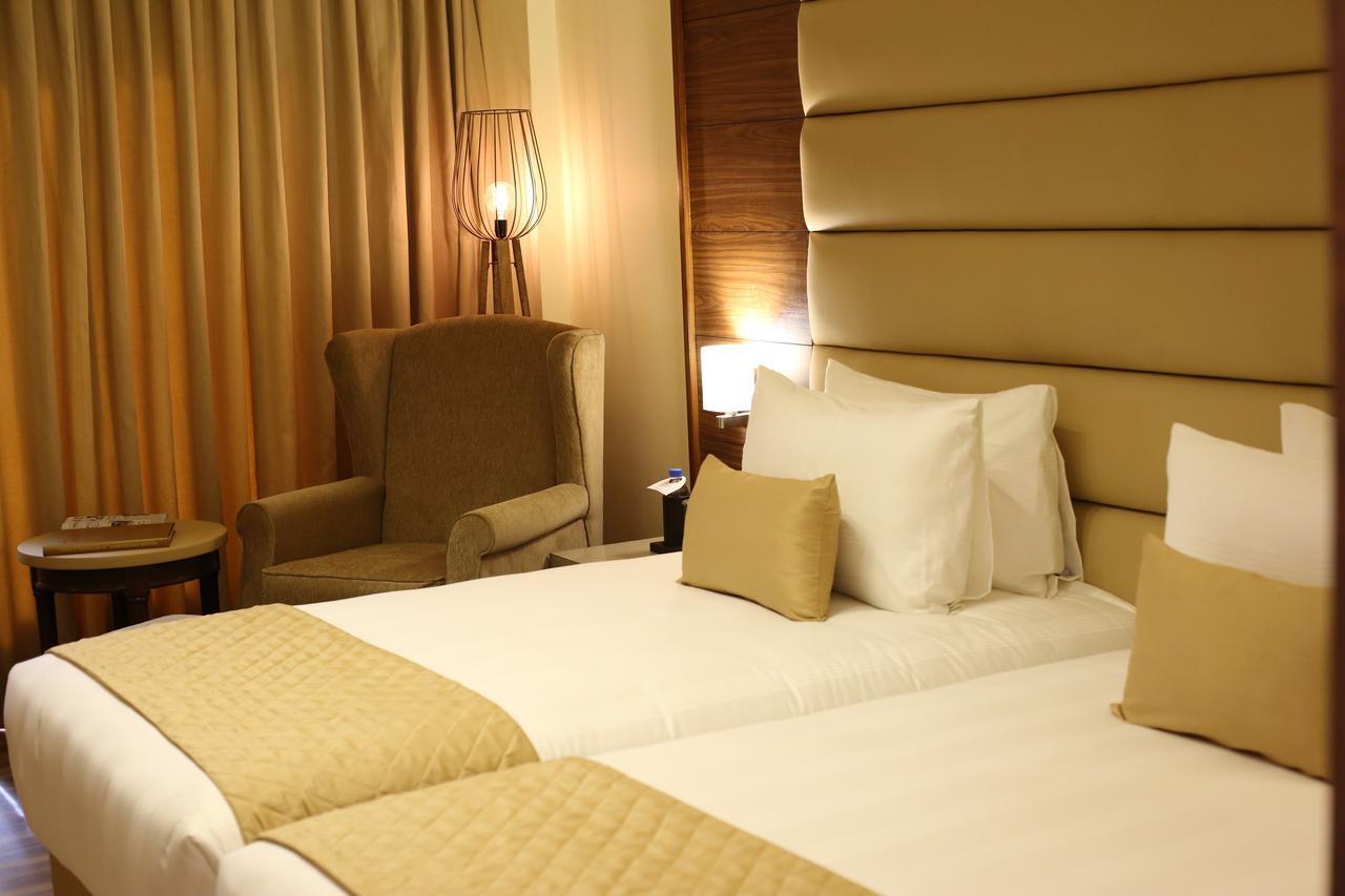 Udman Hotels And Resorts By Ferns N Petals Neu-Delhi Exterior foto