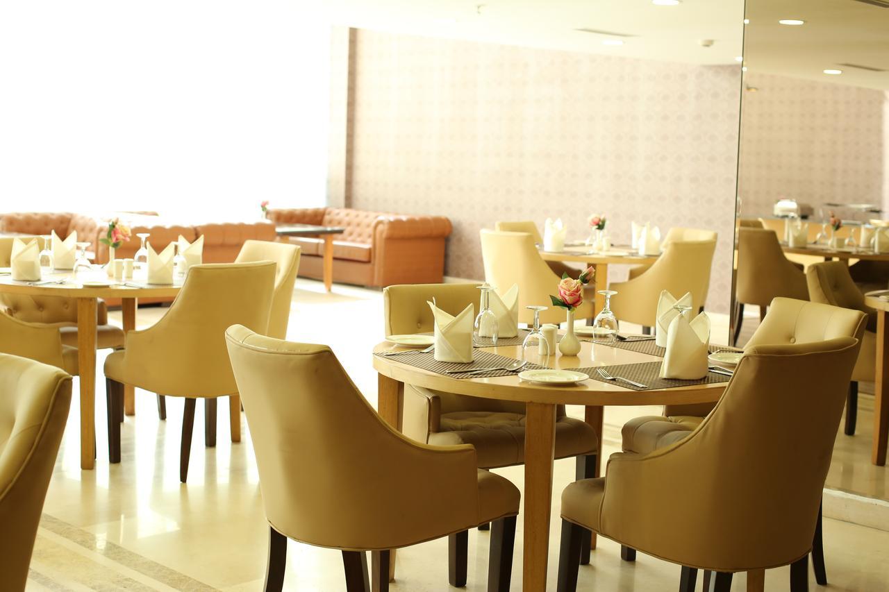 Udman Hotels And Resorts By Ferns N Petals Neu-Delhi Exterior foto