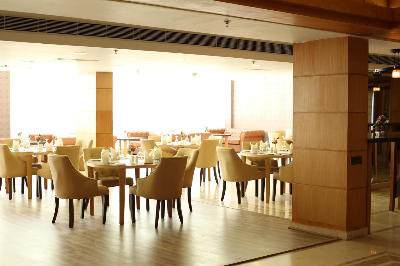 Udman Hotels And Resorts By Ferns N Petals Neu-Delhi Exterior foto