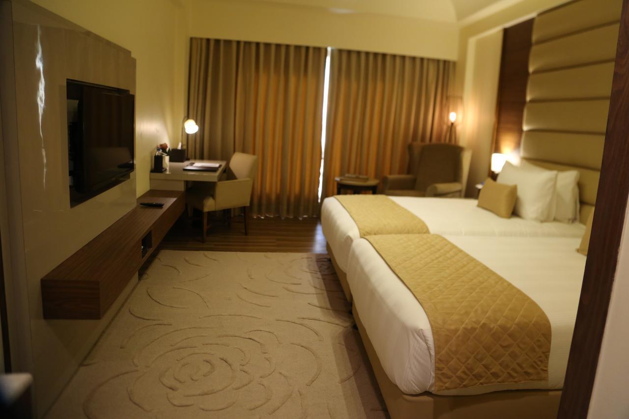 Udman Hotels And Resorts By Ferns N Petals Neu-Delhi Exterior foto