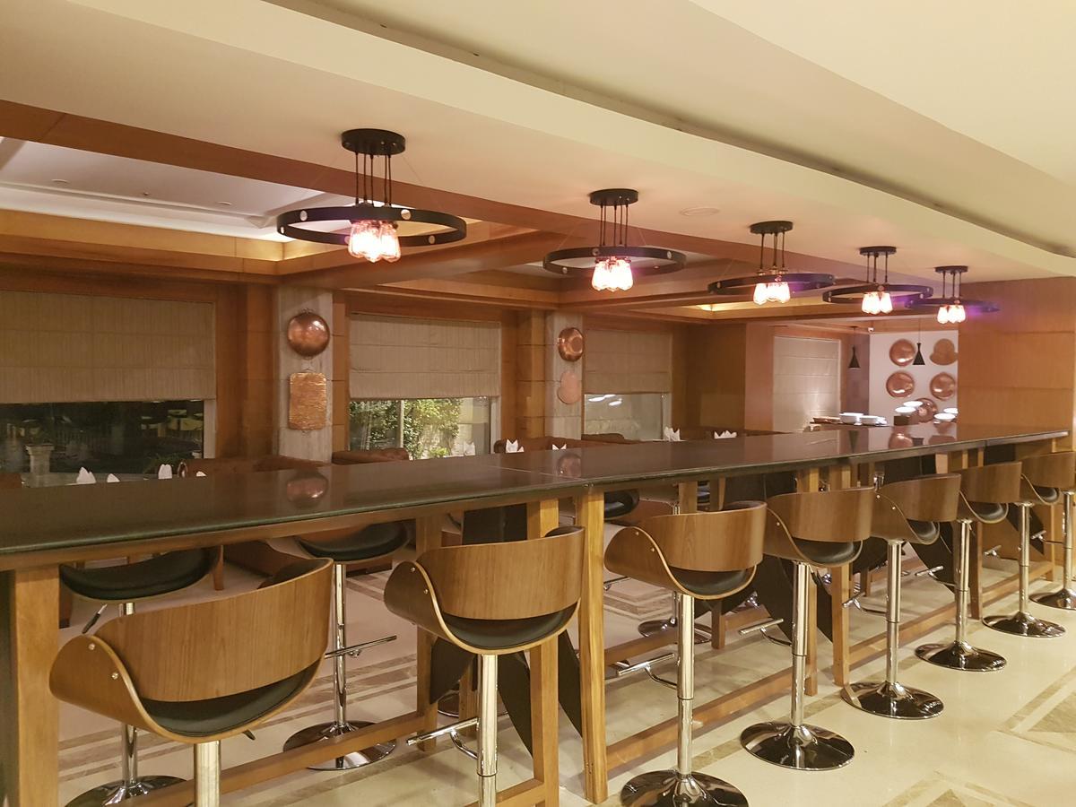 Udman Hotels And Resorts By Ferns N Petals Neu-Delhi Exterior foto
