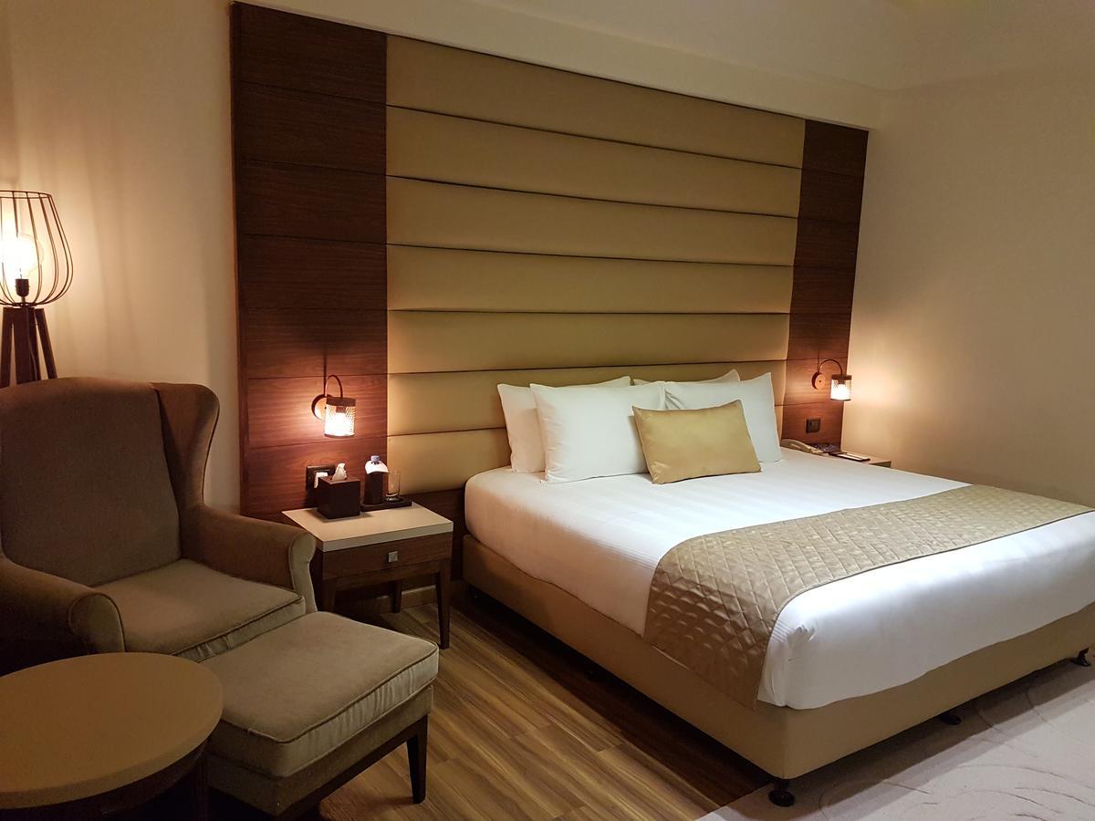 Udman Hotels And Resorts By Ferns N Petals Neu-Delhi Exterior foto